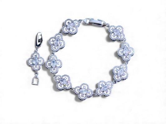 Diamond Clover Bracelet